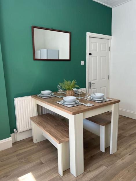 Moorfield Street Guesthouse Leeds  Ngoại thất bức ảnh