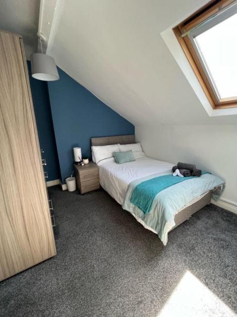 Moorfield Street Guesthouse Leeds  Ngoại thất bức ảnh